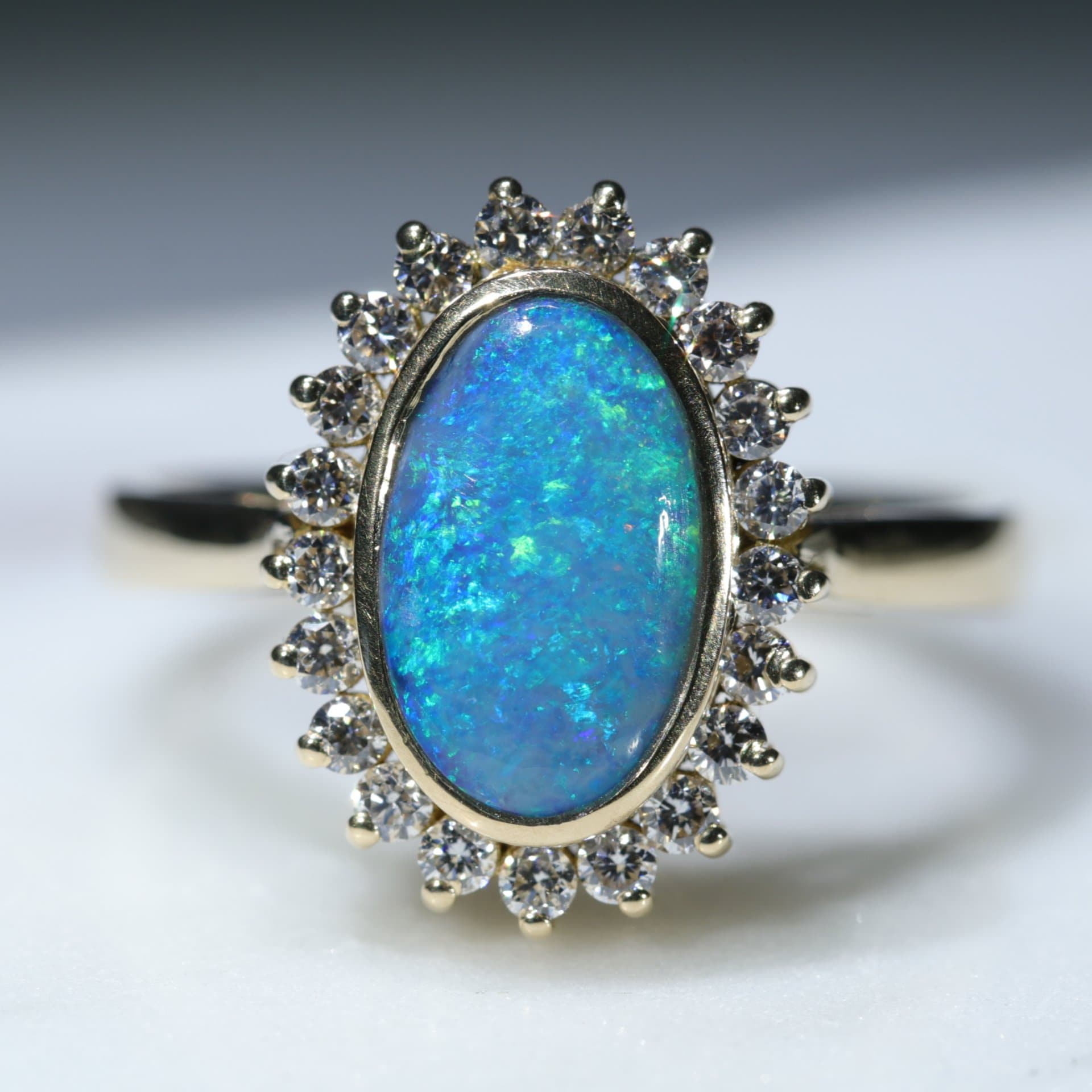 Natural Australian Opal Engagement Ring 18k Gold Natural Diamonds