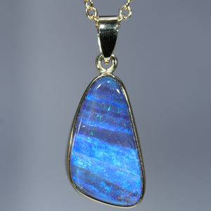 Natural Australian 18k Gold Opal Pendant